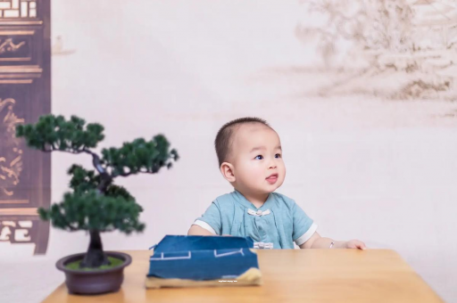 固始宝宝眼屎多是什么原因